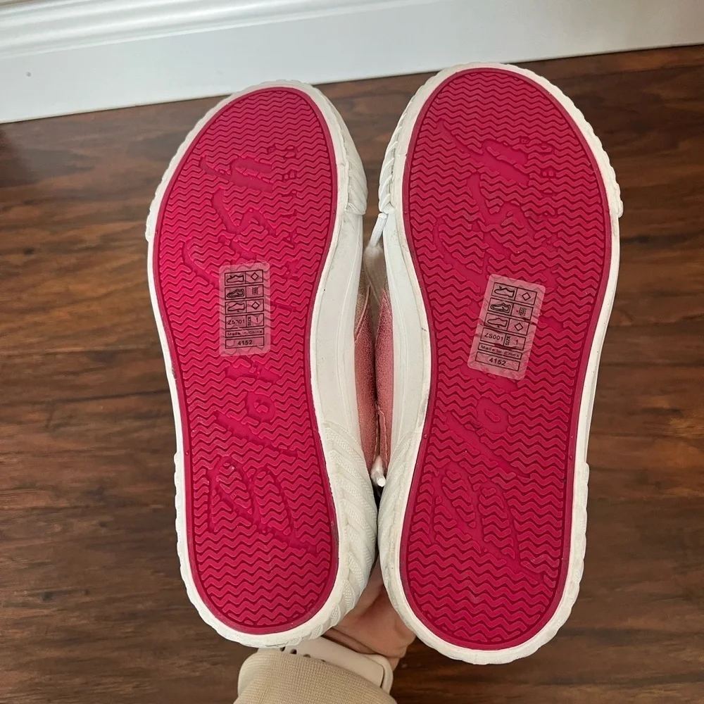 NWOT Blowfish Malibu Wella Kids Metallic Pink/lavender and White Sneakers-Size 1